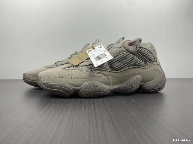hype GX3067 Adidas Yeezy 500 0525